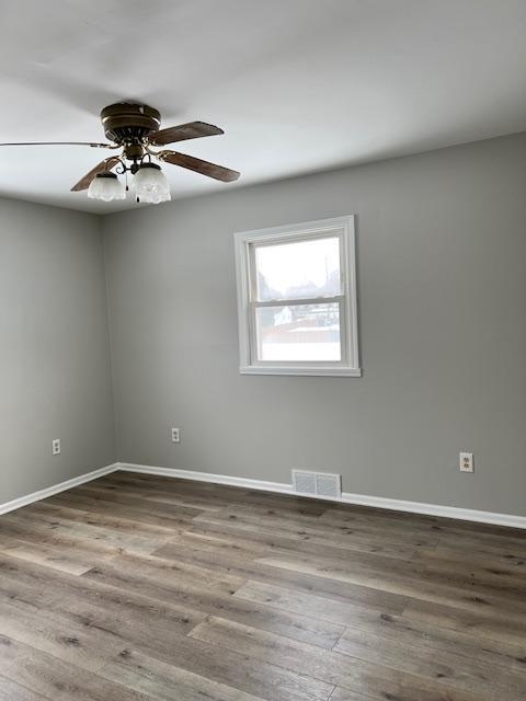 Building Photo - 9970 Knollwood Ridge Dr