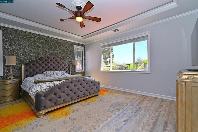 Building Photo - 829 Deer Spring Cir