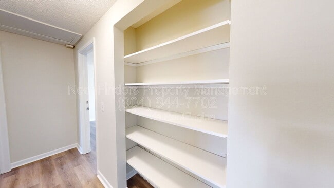 Building Photo - 104 Dolphin Blvd E