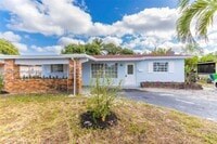 Building Photo - 5820 NW 14th Ct