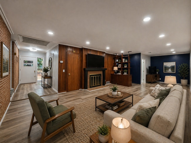 Building Photo - 2 Bedroom 2.5 Bath Home MINS FROM LENOX SQUARE MALL!