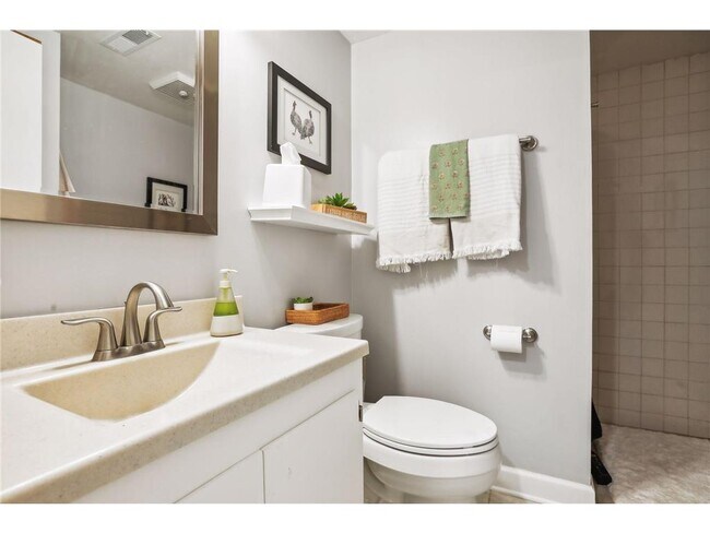 Building Photo - 4237 Ottawa Ave S