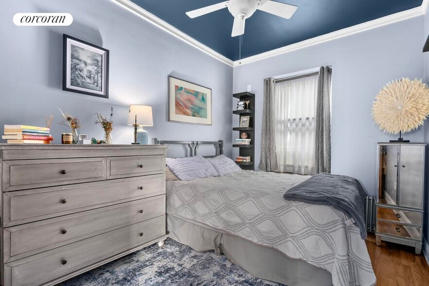 Building Photo - 575 Riverside Dr