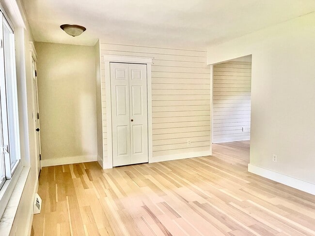 Building Photo - 8343 Atlas Dr