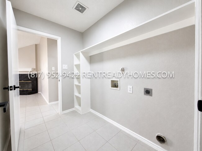 Building Photo - 9431 Crimnson Ct