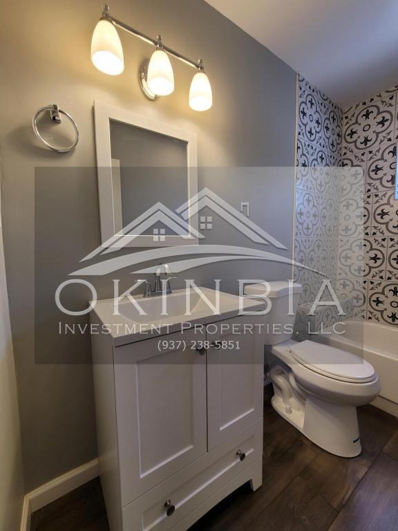 Building Photo - 1743 Radcliffe Rd