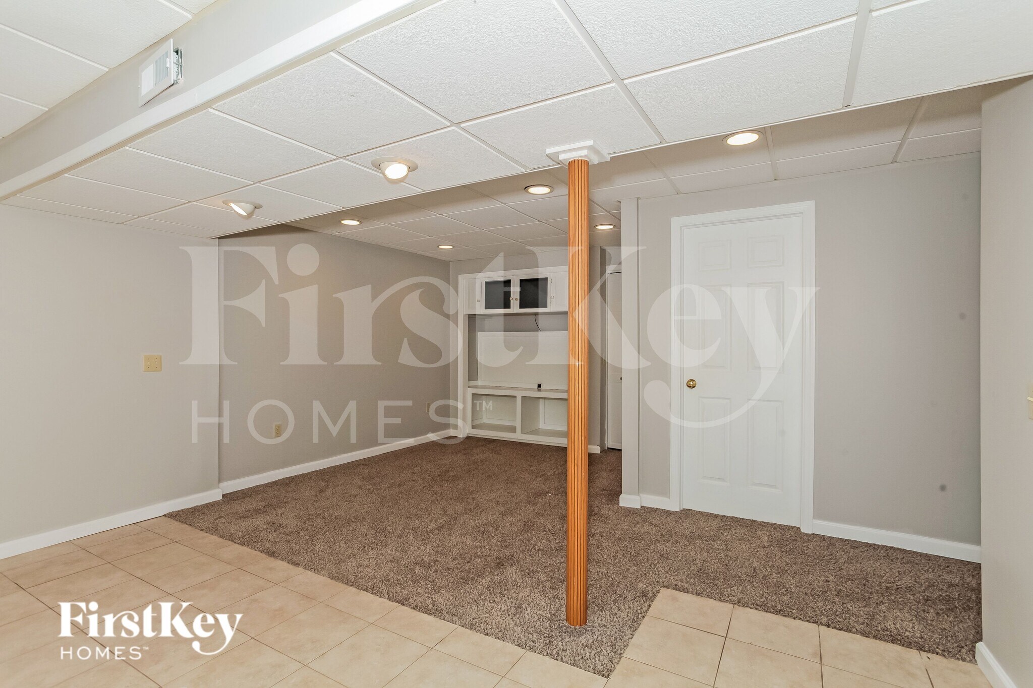Building Photo - 6409 Hummingbird Dr