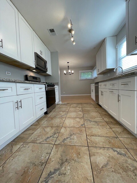 Building Photo - 431 Wilmette Ave