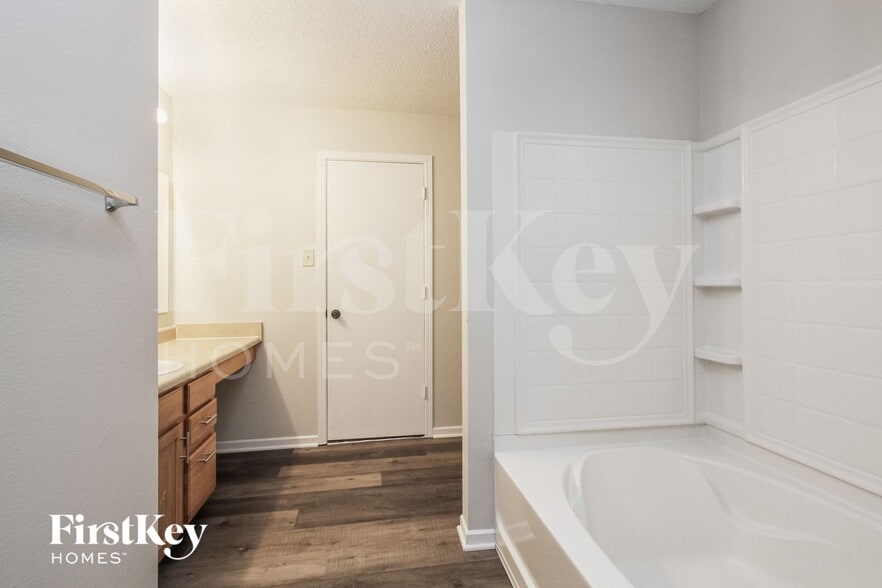 Building Photo - 679 Harvest Meadow Way