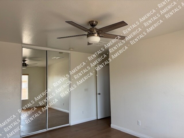 Building Photo - 11627 W Cheryl Dr