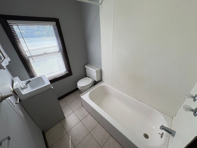 Building Photo - 2963 Dudley St