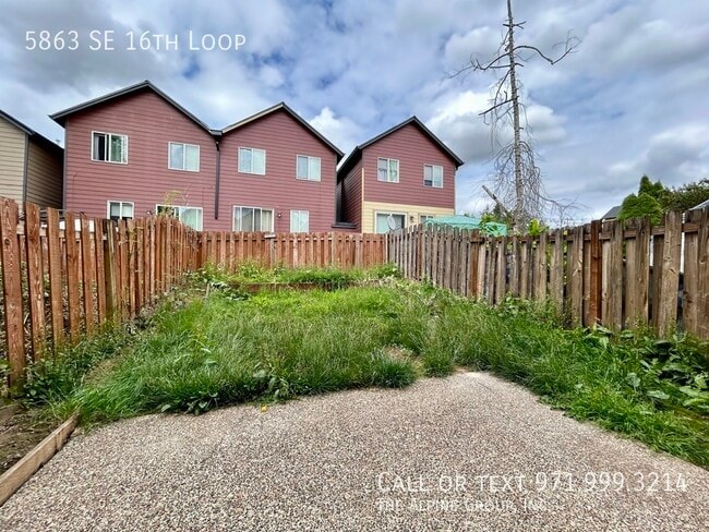 Building Photo - 5863 SE 16th Loop