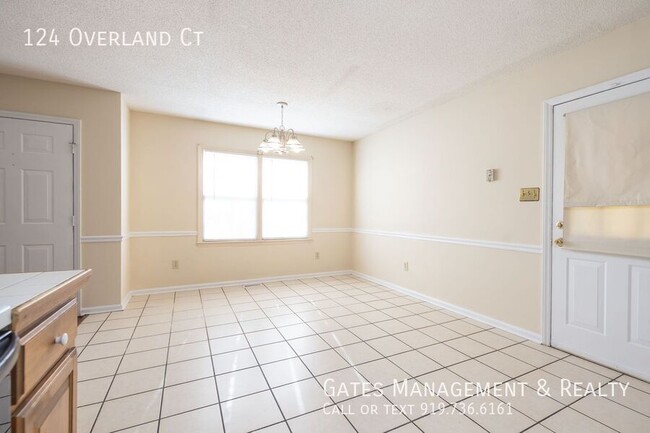 Building Photo - Comfort and Convenience in Mebane