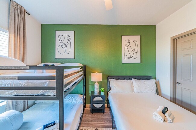 Building Photo - 9600 W Georgia Ave