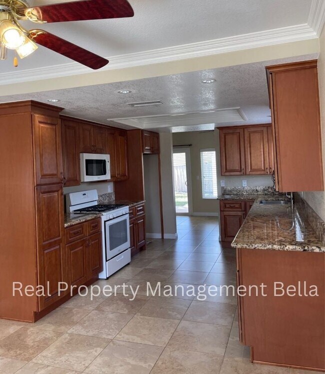 Building Photo - Charming Corner-Lot Home on a Peaceful Cul-de-Sac!