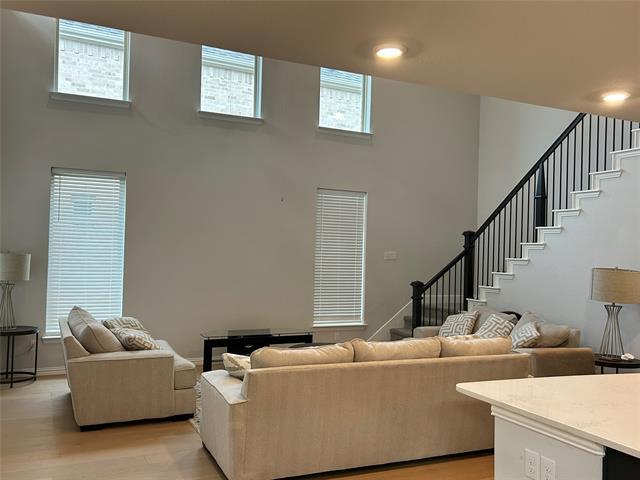 Building Photo - 1232 Milfoil Dr