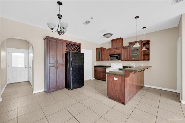 Building Photo - 12 South Dr