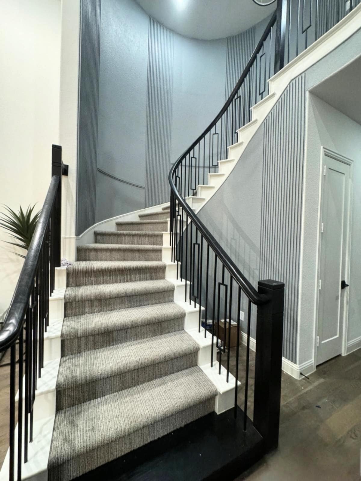 Stairs With Decorated Wall - 3004 Warrington