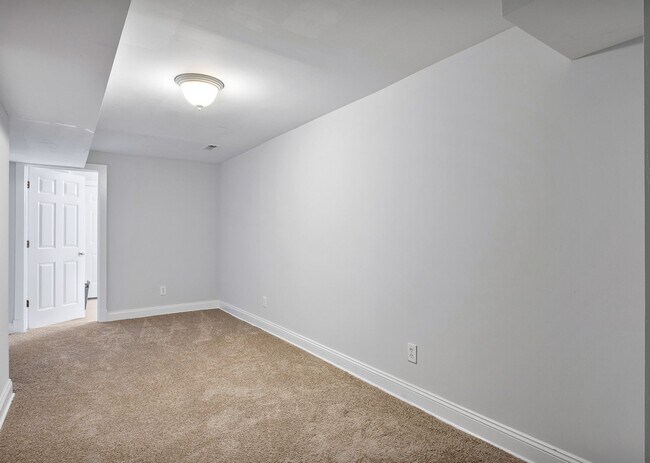 Building Photo - 223 N Arthur Ashe Blvd