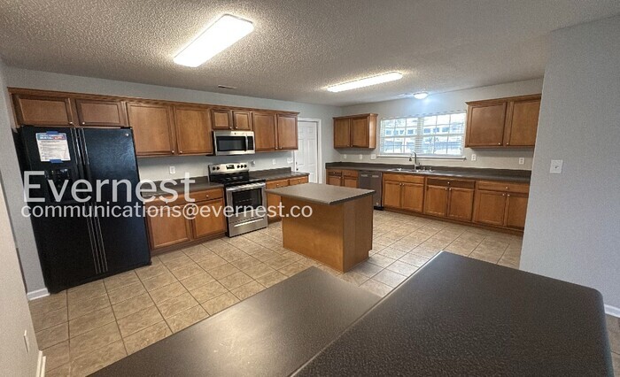 Building Photo - 113 Coldsprings Dr