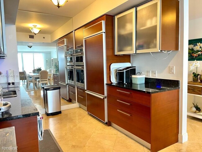 Building Photo - 3 br, 3 bath Condo - 1800 S Ocean Dr Apt 2103