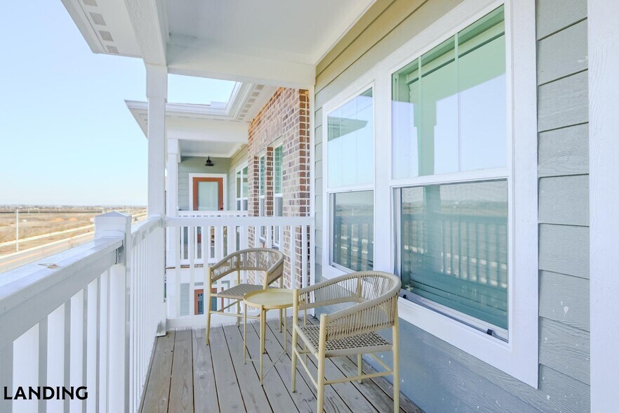 Building Photo - 1650 Harris Hill Rd