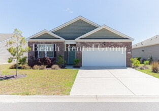 Building Photo - Spacious 4 Bedroom with Pond View