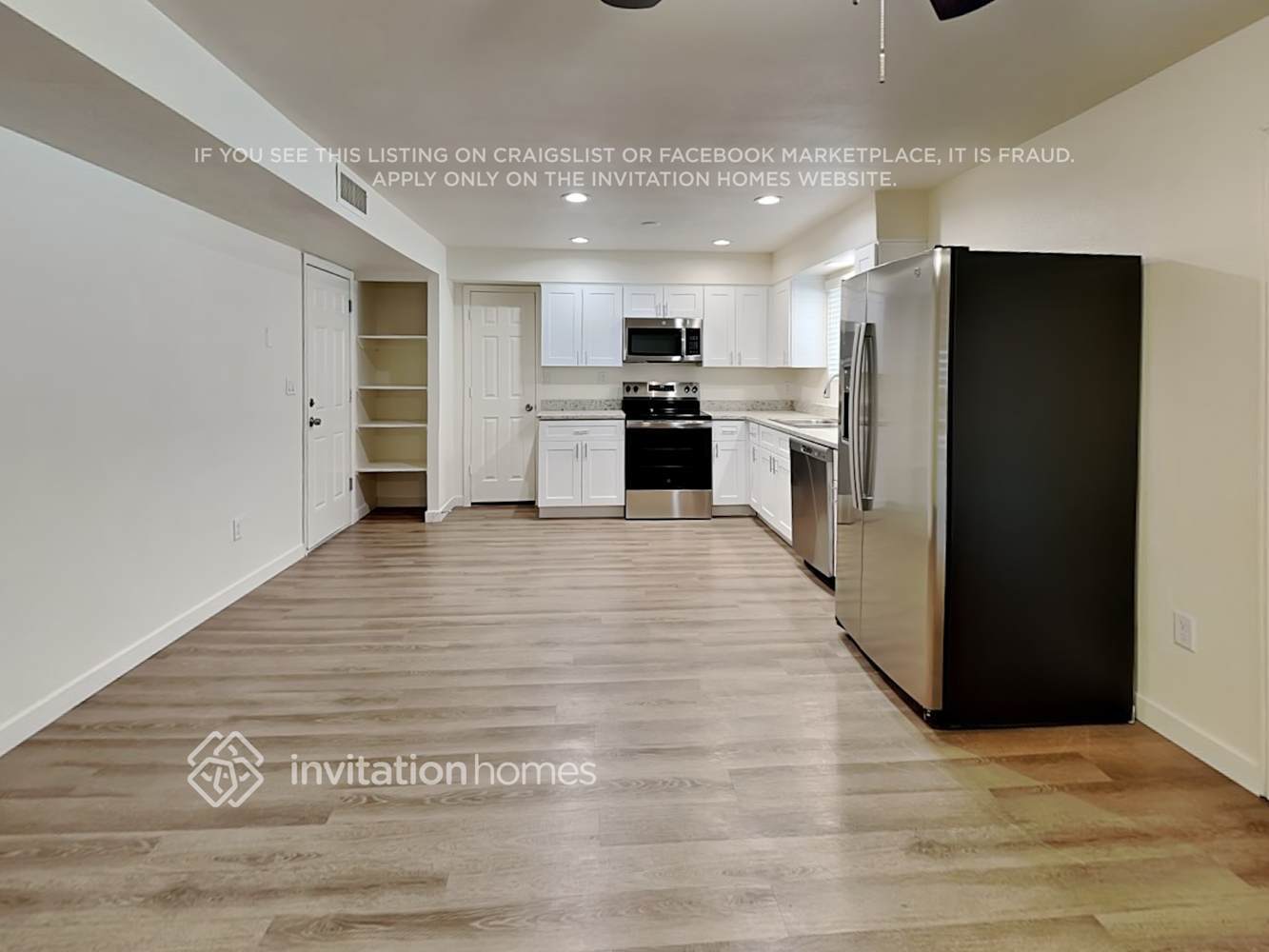 Building Photo - 13401 N 37th Ave