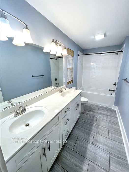 Building Photo - 327B Keeton Ave