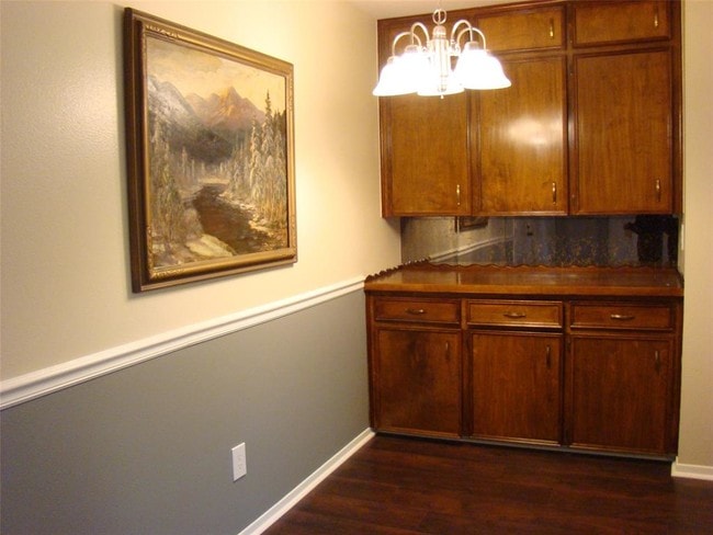 Building Photo - 505 Westcott St