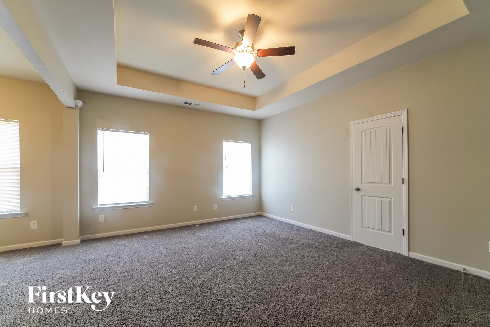 Building Photo - 8 Stadelman Ct