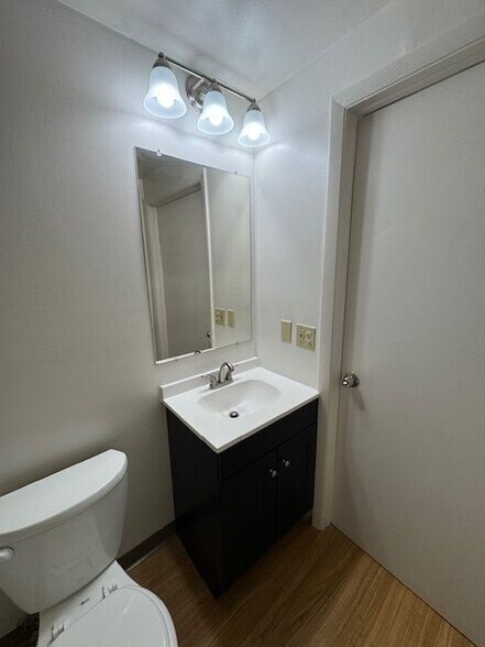 Building Photo - 2668 Elmwood Ave