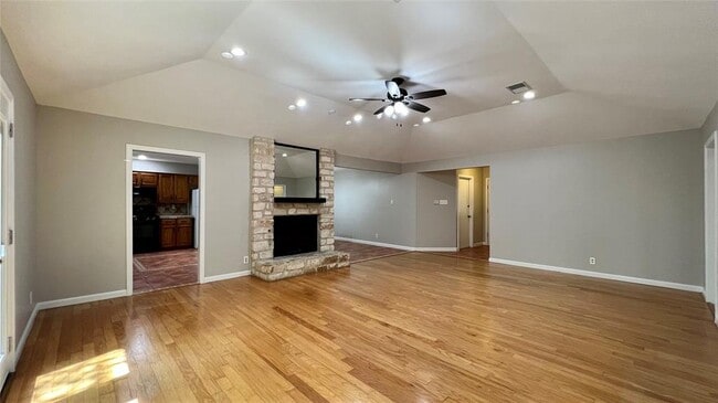 Building Photo - 5837 Secrest Dr