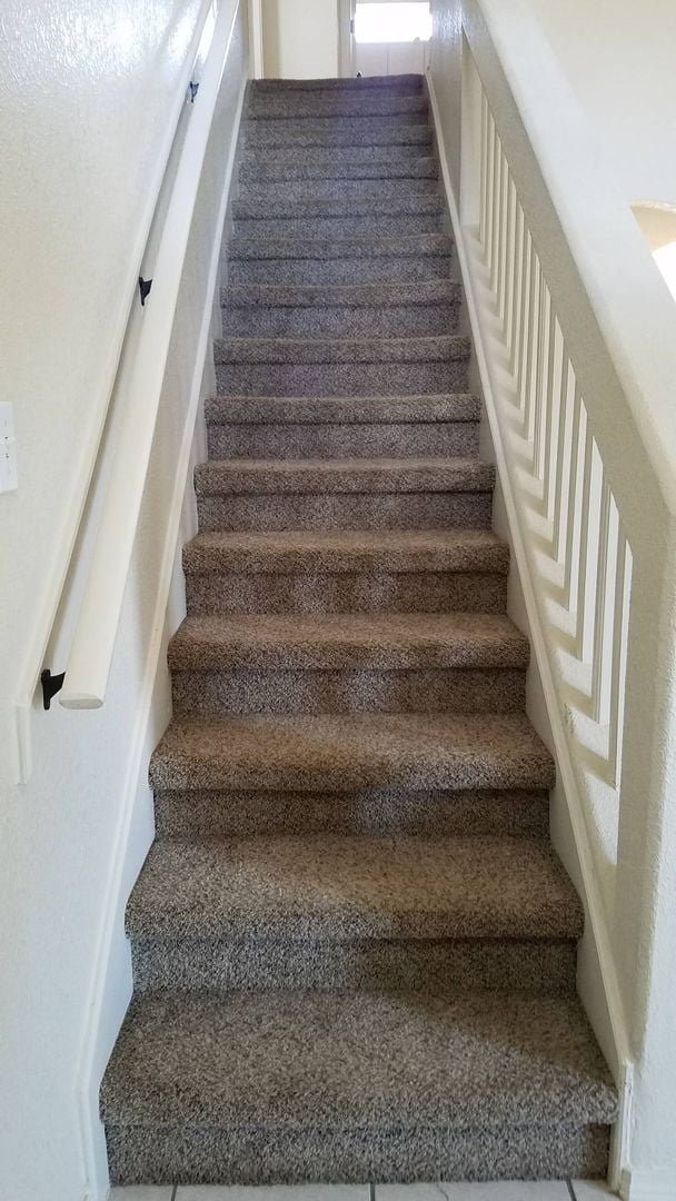 Building Photo - Exceptional 2-Story Eastside Home!