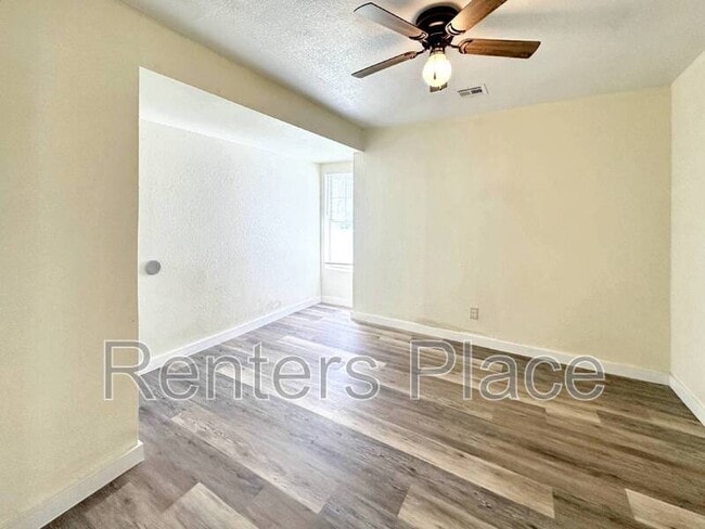 Building Photo - 201 S Ora St