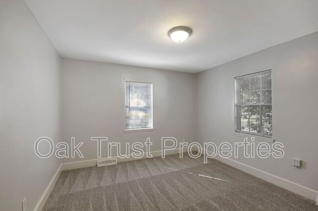 Building Photo - 5120 Braddock Ave