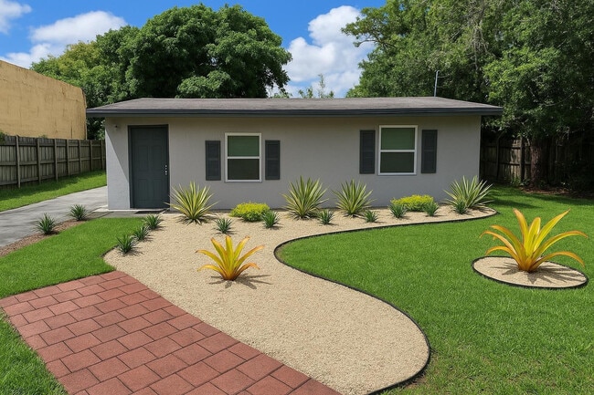 Primary Photo - 2009 NW 21st Ave