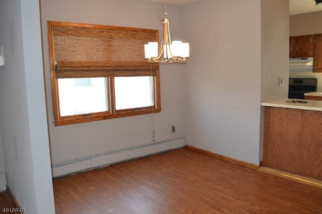 Building Photo - 207 N 16th St