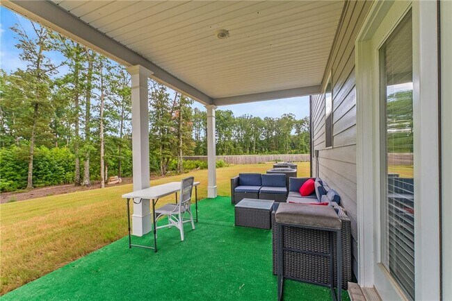 Building Photo - 379 Blue Juniper Cir
