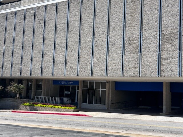 Building Photo - 1502 S Boulder Ave