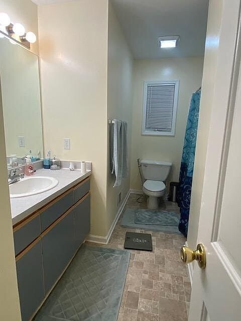 Building Photo - 119 Schilling Ln