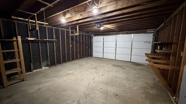 Building Photo - 101 McKinley Cir