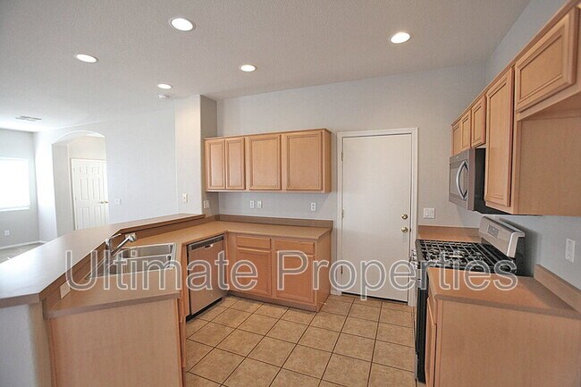 Building Photo - 7706 W Sands Dr