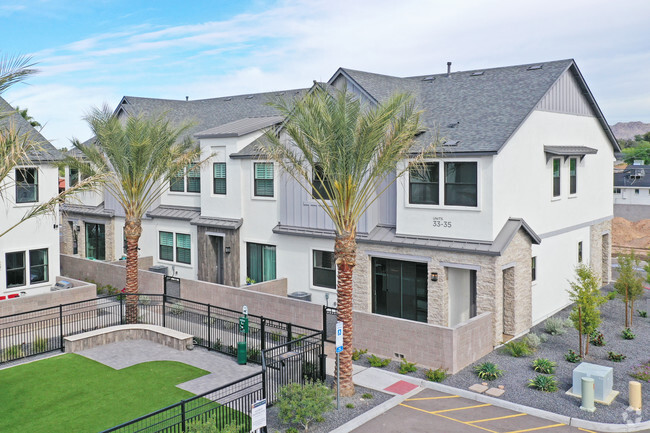 Building Photo - Mulberry Park Townhomes