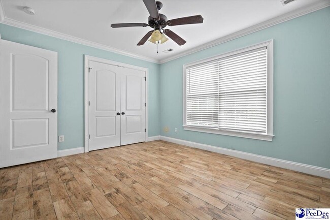 Building Photo - 1601 Pickford Ln