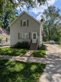 Building Photo - 1262 Lawe St