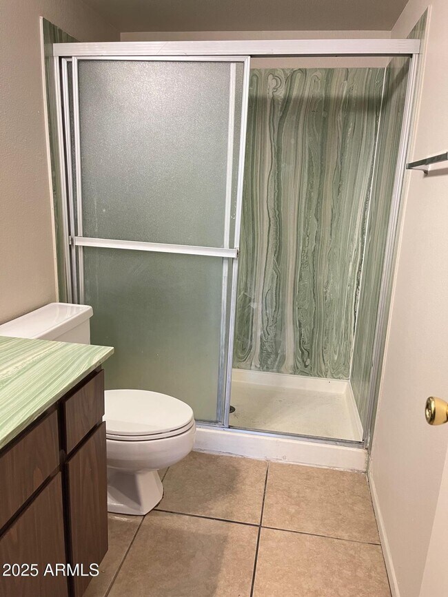 Building Photo - 6010 W Augusta Ave