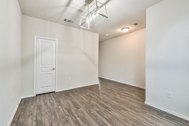 Building Photo - 5047 Royal Amber Ln