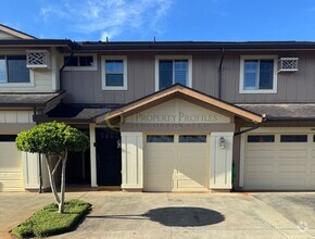 Building Photo - Comfortable 3 Bedroom, 2 Bath  Townhouse W...