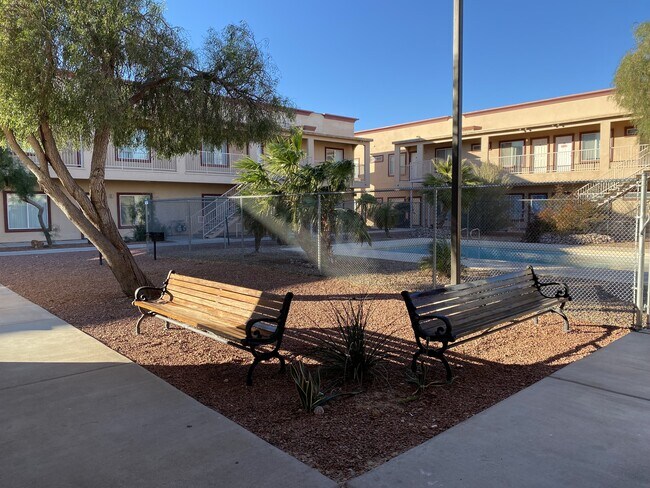 Building Photo - 1627 Havasupai Dr (Happy 95, LLC)